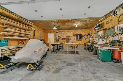 1557 Wildwood Road, Saint Cloud, MN 56303