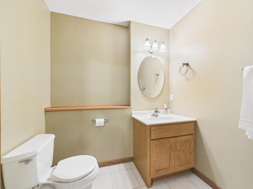 Lower level 3/4 bathroom