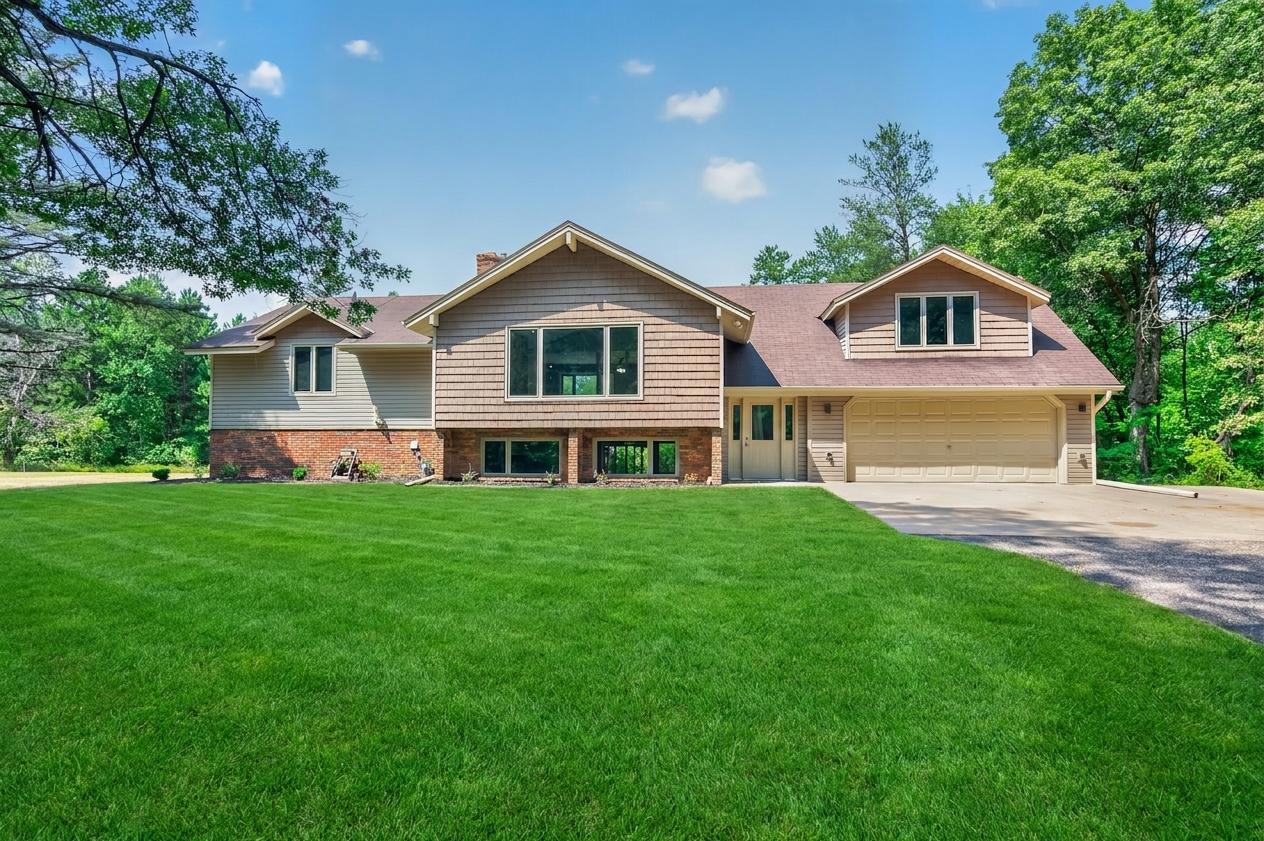 Welcome to 20740 Viking Blvd NE