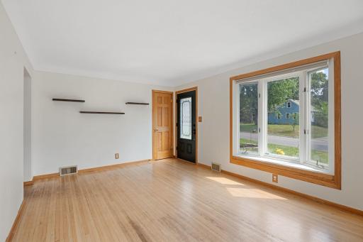 3727 Yates Avenue N, Crystal, MN 55422