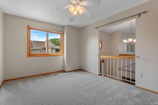 Bedroom 2 with overlook