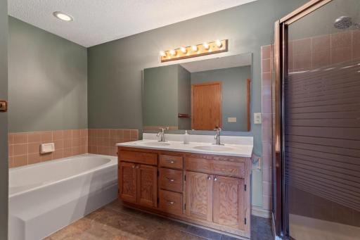 Upper level bath