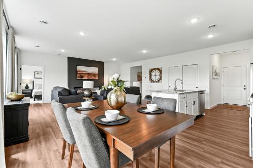 2810 Timber Ridge Drive NE, Owatonna, MN 55060