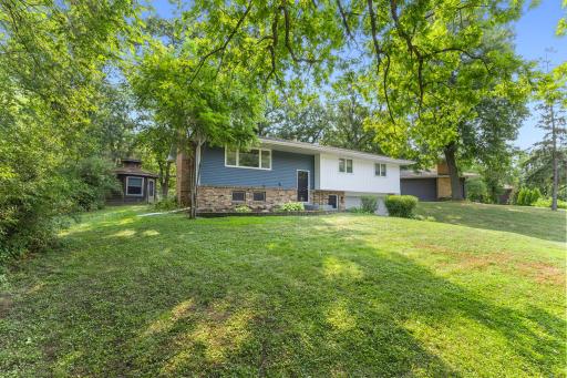 11-web-or-mls-5375 Matterhorn Dr NE-70.jpg