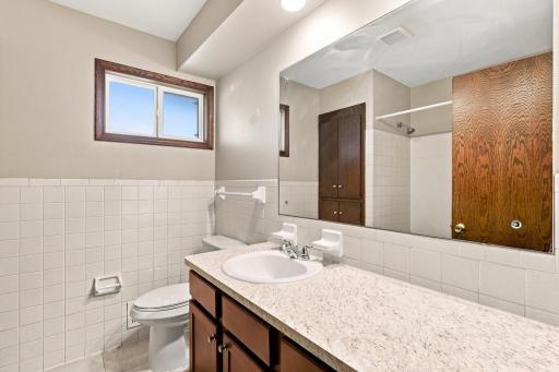 4076 Ensign Avenue N, New Hope, MN 55427