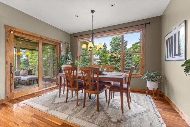 Eat-in kitchen adjacent to the screened porch!