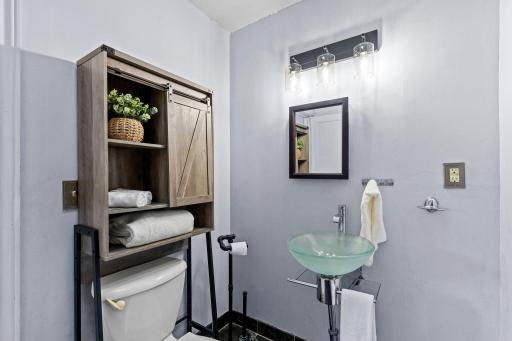 46-web-or-mls-8227 Blaisdell Ave S-46.jpg