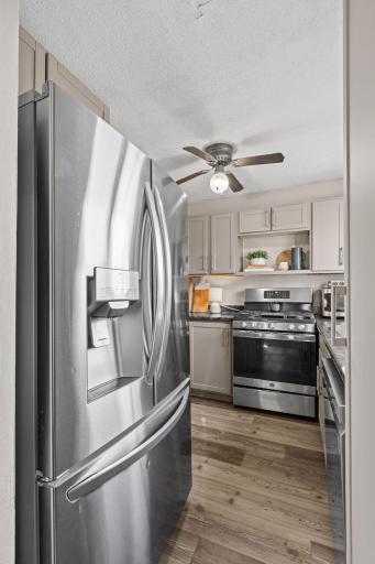 37-web-or-mls-8227 Blaisdell Ave S-37.jpg