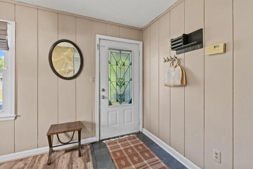 27-web-or-mls-8227 Blaisdell Ave S-27.jpg