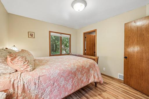 32-web-or-mls-Williston Rd-S1308-032.jpg