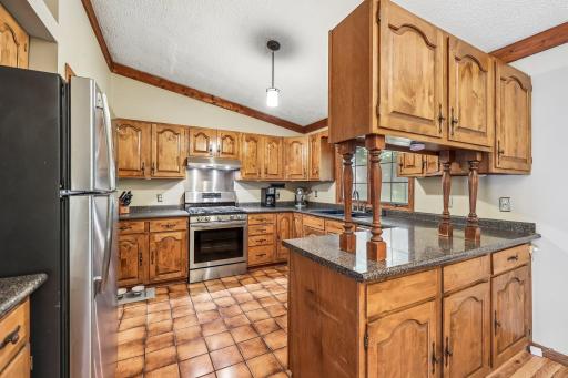 13-web-or-mls-Williston Rd-S1308-013.jpg