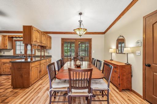 10-web-or-mls-Williston Rd-S1308-010.jpg