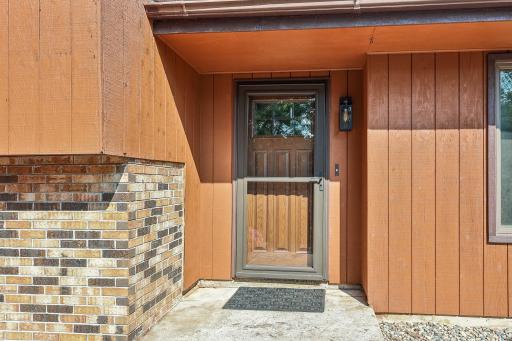 1-web-or-mls-Williston Rd-S1308-001.jpg