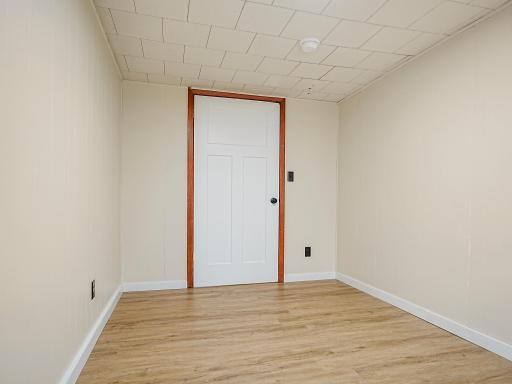 452 4th St NW, Perham, MN 56573