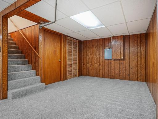 452 4th St NW, Perham, MN 56573