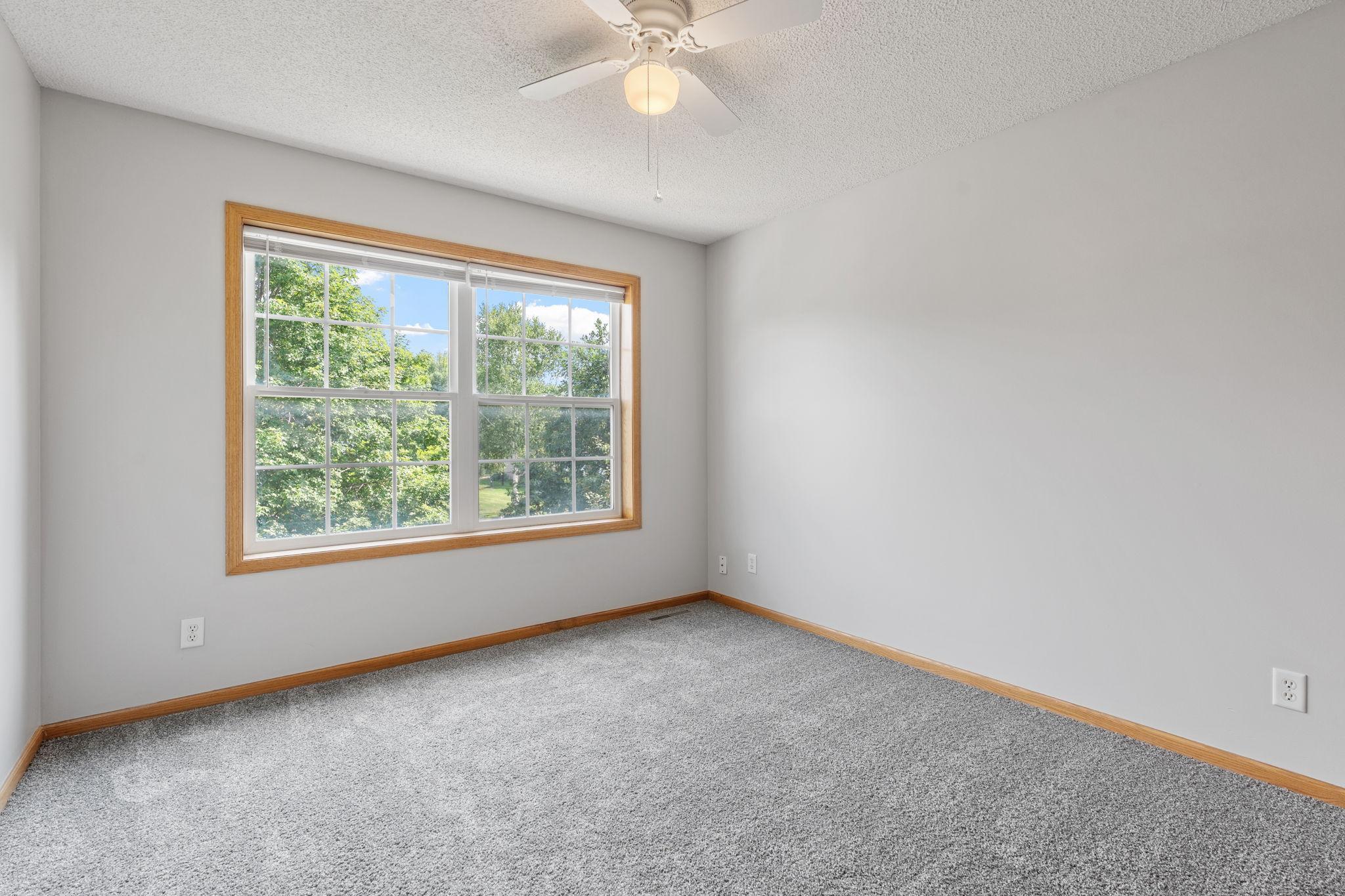 47-web-or-mls-9290 Creek Way-47.jpg