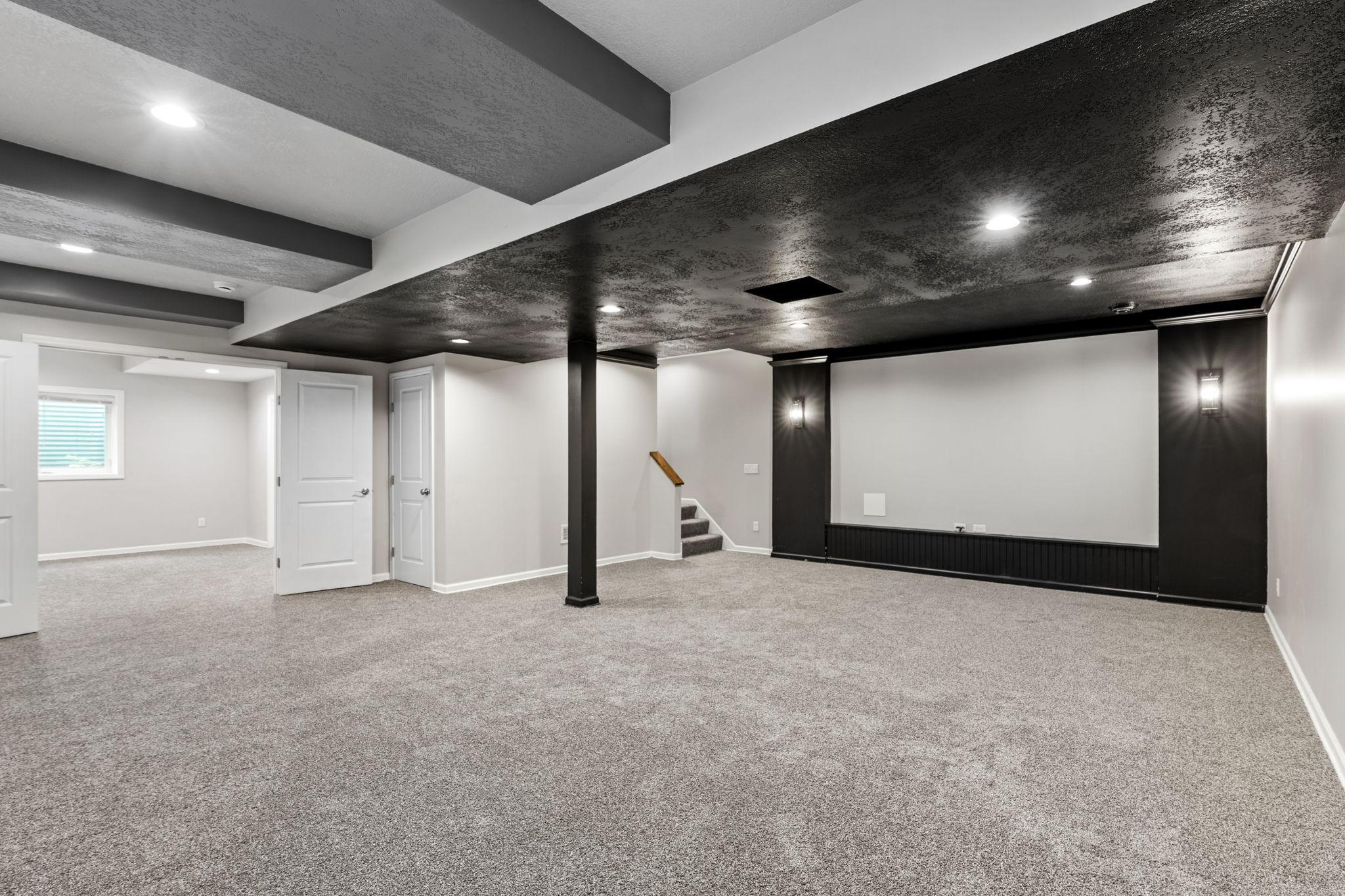 55-web-or-mls-9290 Creek Way-55.jpg