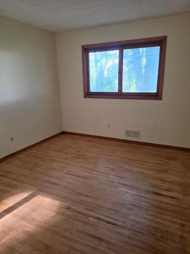 28855 Danbury Avenue, Northfield, MN 55057