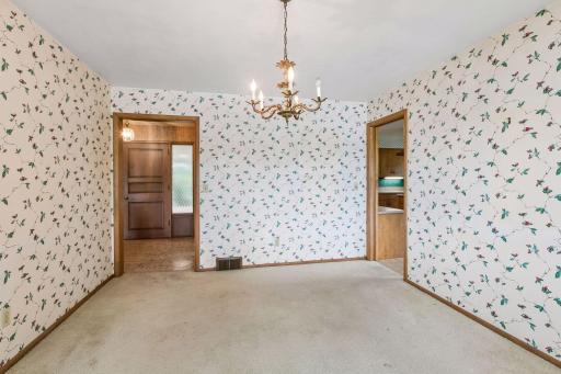 4900 Killarney Drive, Golden Valley, MN 55422