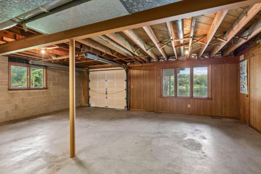 4900 Killarney Drive, Golden Valley, MN 55422