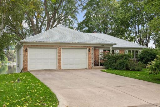 4900 Killarney Drive, Golden Valley, MN 55422