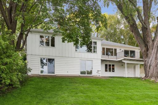 4900 Killarney Drive, Golden Valley, MN 55422