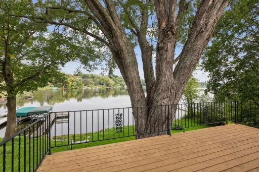 4900 Killarney Drive, Golden Valley, MN 55422