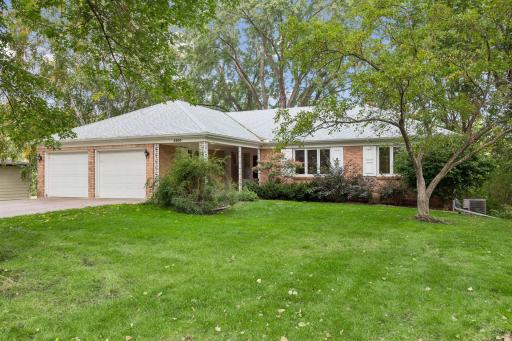 4900 Killarney Drive, Golden Valley, MN 55422