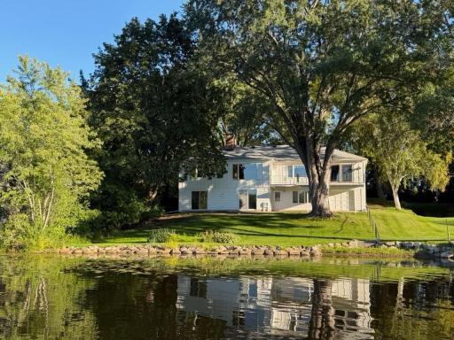 4900 Killarney Drive, Golden Valley, MN 55422