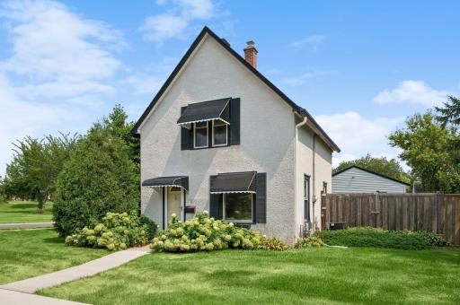 333 8th Avenue N, Hopkins, MN 55343