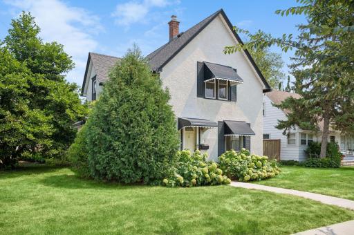 333 8th Avenue N, Hopkins, MN 55343