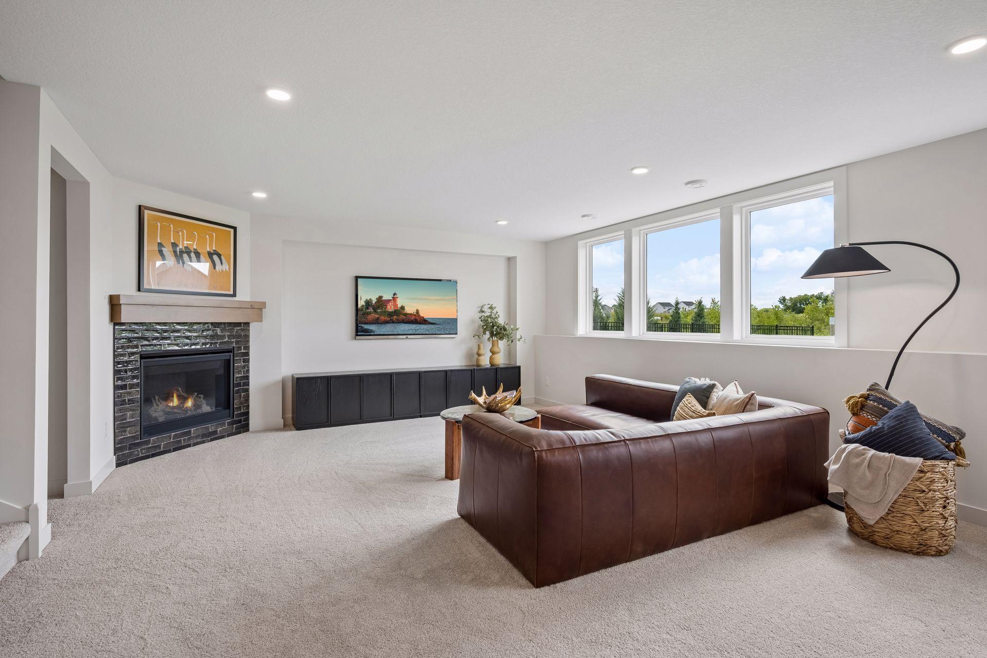 *Photos of Similar home*