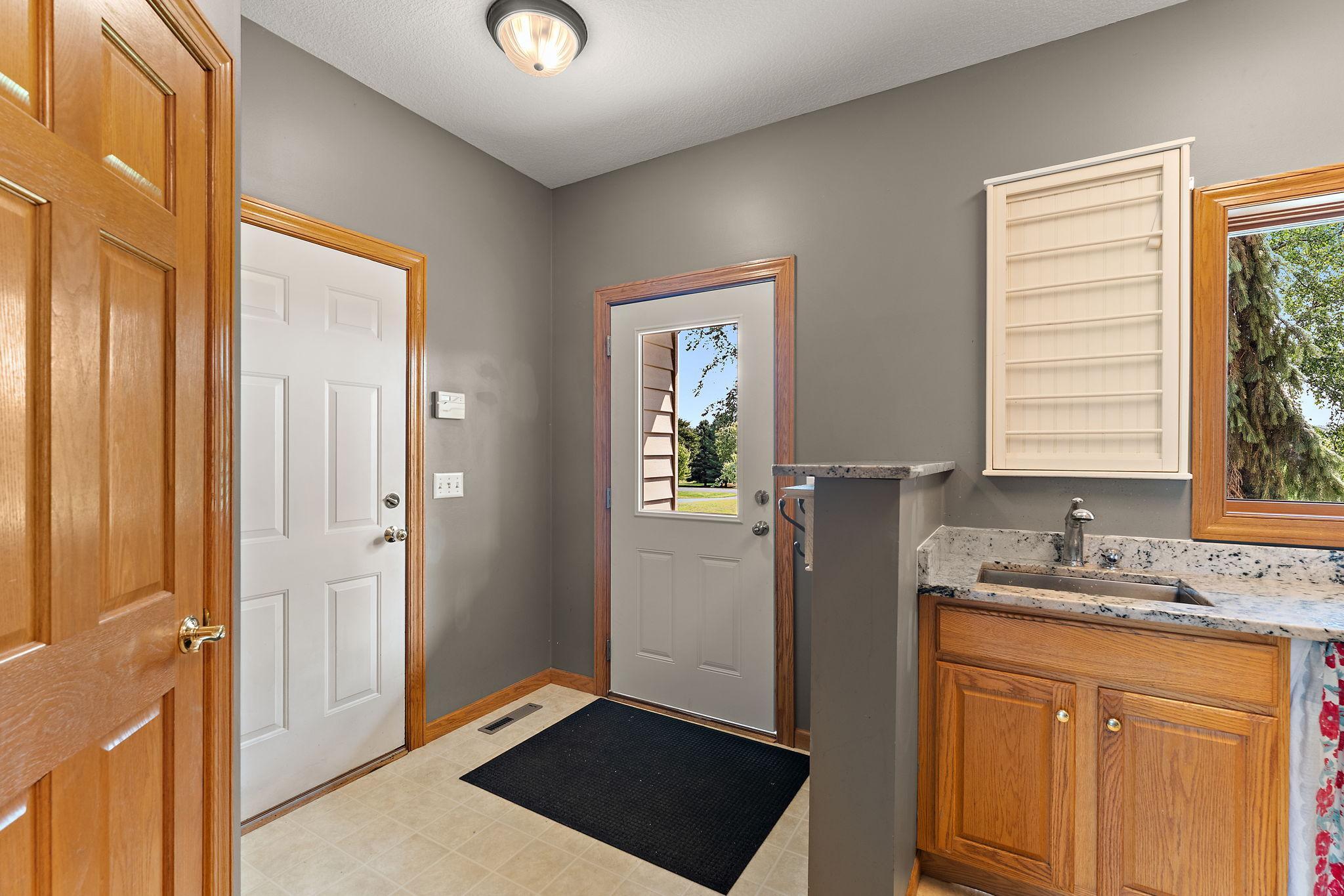 Photo 31