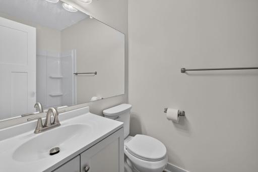 1211 Trailwood S, Hopkins, MN 55343