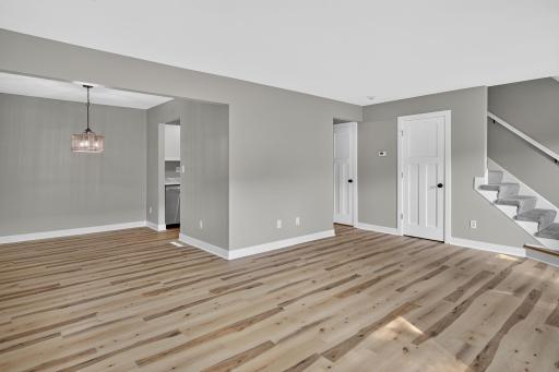 1211 Trailwood S, Hopkins, MN 55343