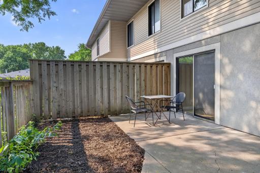 1211 Trailwood S, Hopkins, MN 55343