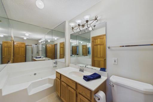 1744 Maple Court, Falcon Heights, MN 55113