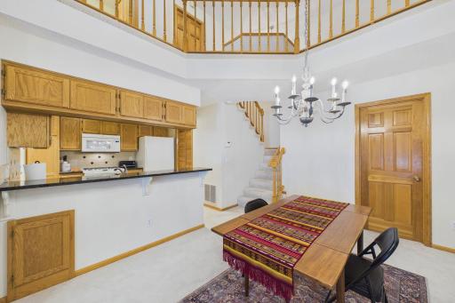 1744 Maple Court, Falcon Heights, MN 55113
