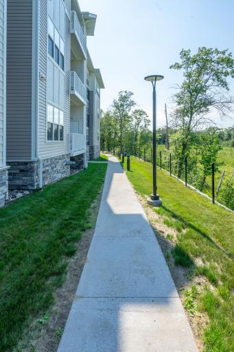 7084 Glory Road, 105, Baxter, MN 56425