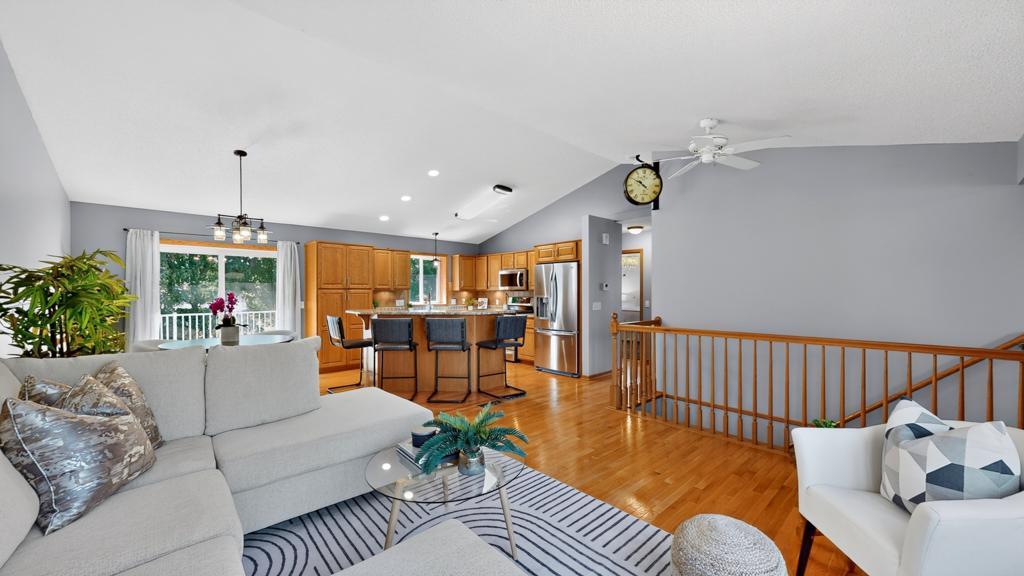 7 Living Room