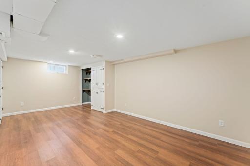 4245 Utica Avenue S, Saint Louis Park, MN 55416