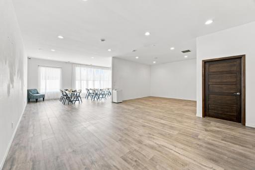 Studio/Office/Flex Space