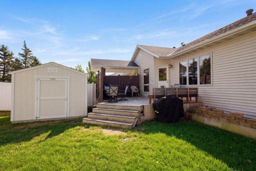 Rear Deck with Privacy Wall/Rear Shed