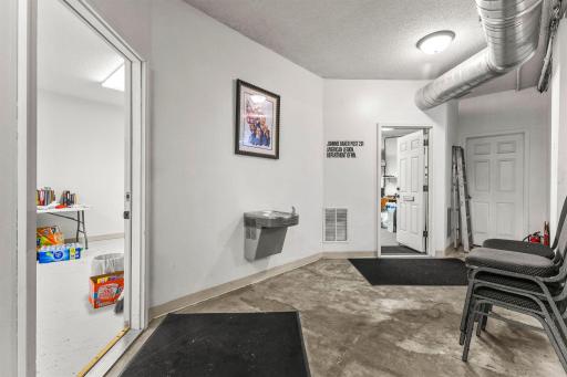 Minneapolis, MN 55411