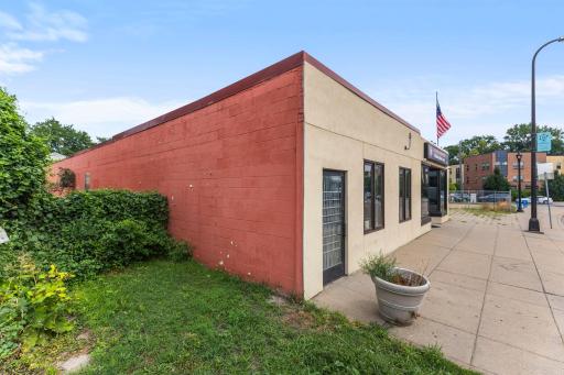 Minneapolis, MN 55411