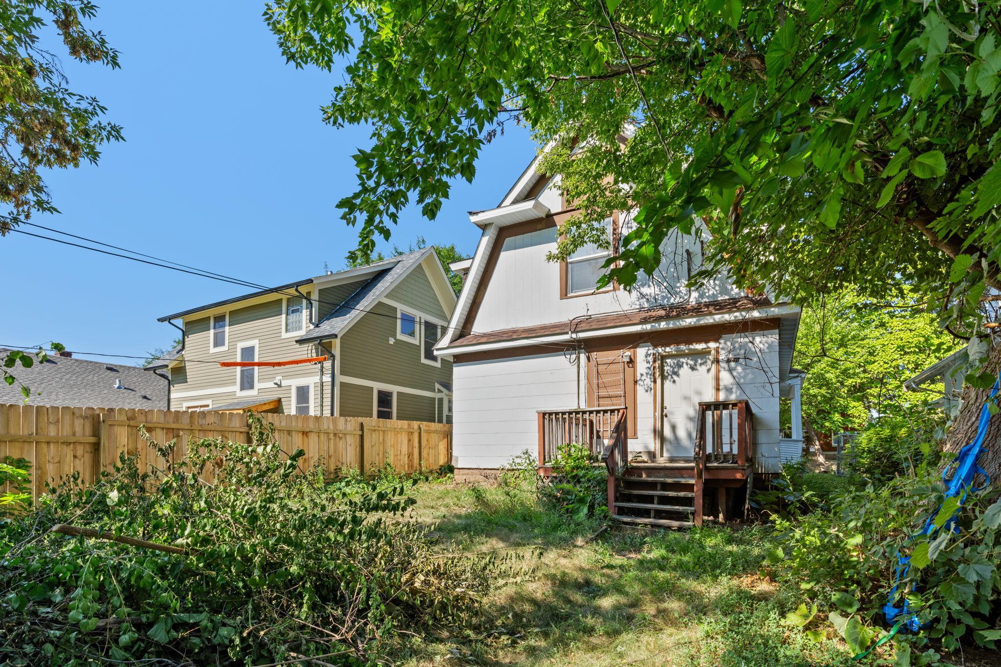 6-web-or-mls-1340 N Oliver Ave-6.jpg