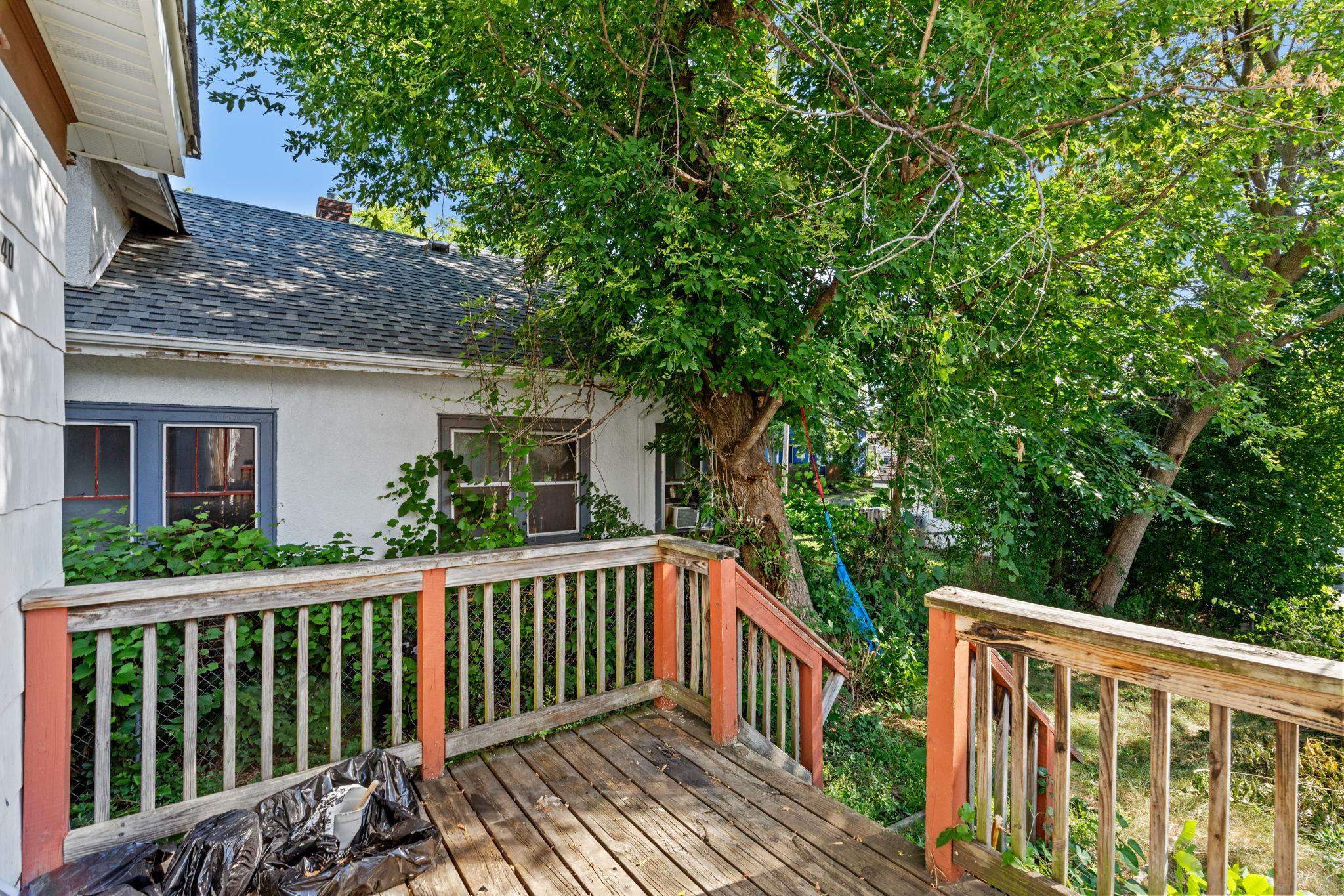 5-web-or-mls-1340 N Oliver Ave-5.jpg