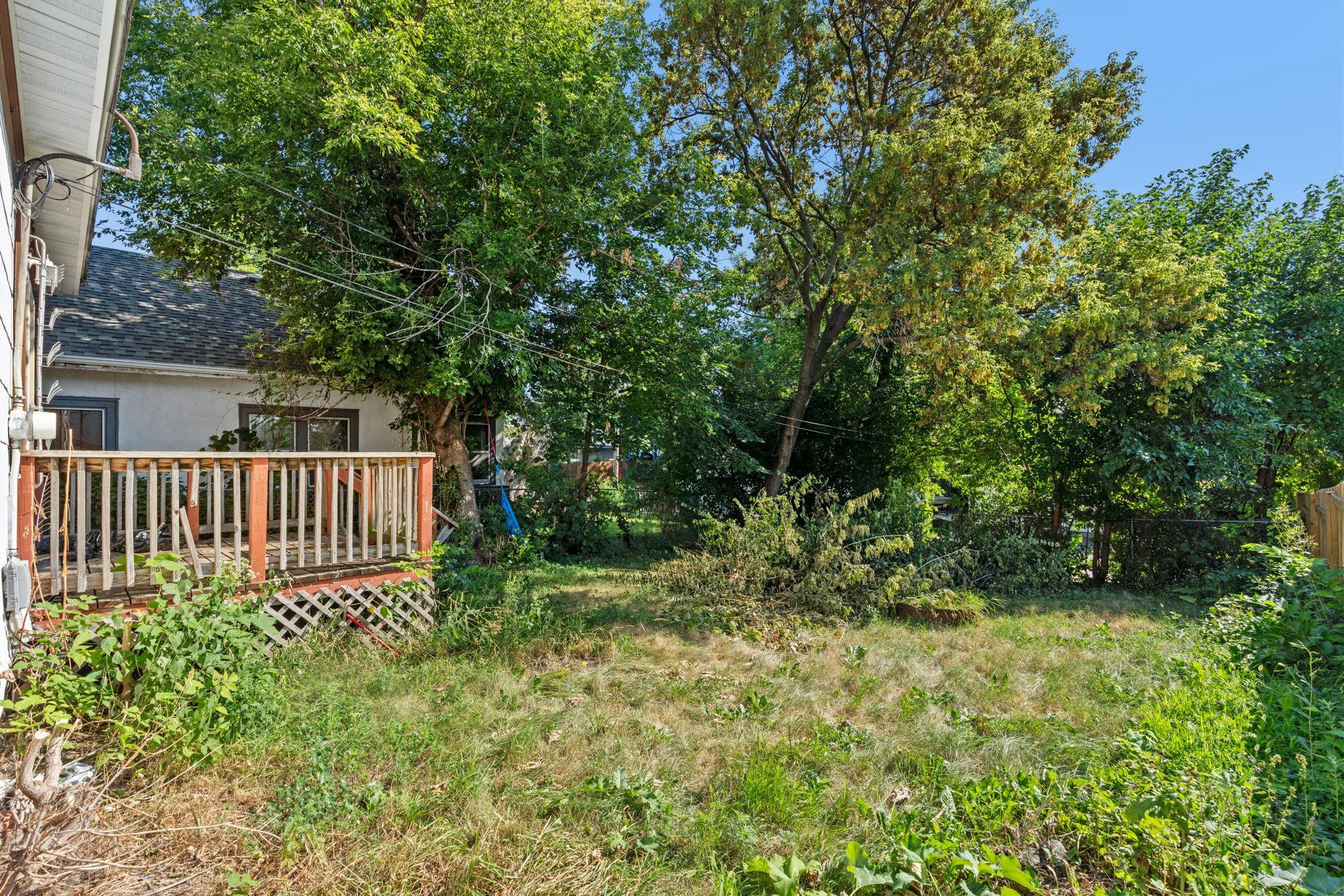 10-web-or-mls-1340 N Oliver Ave-10.jpg