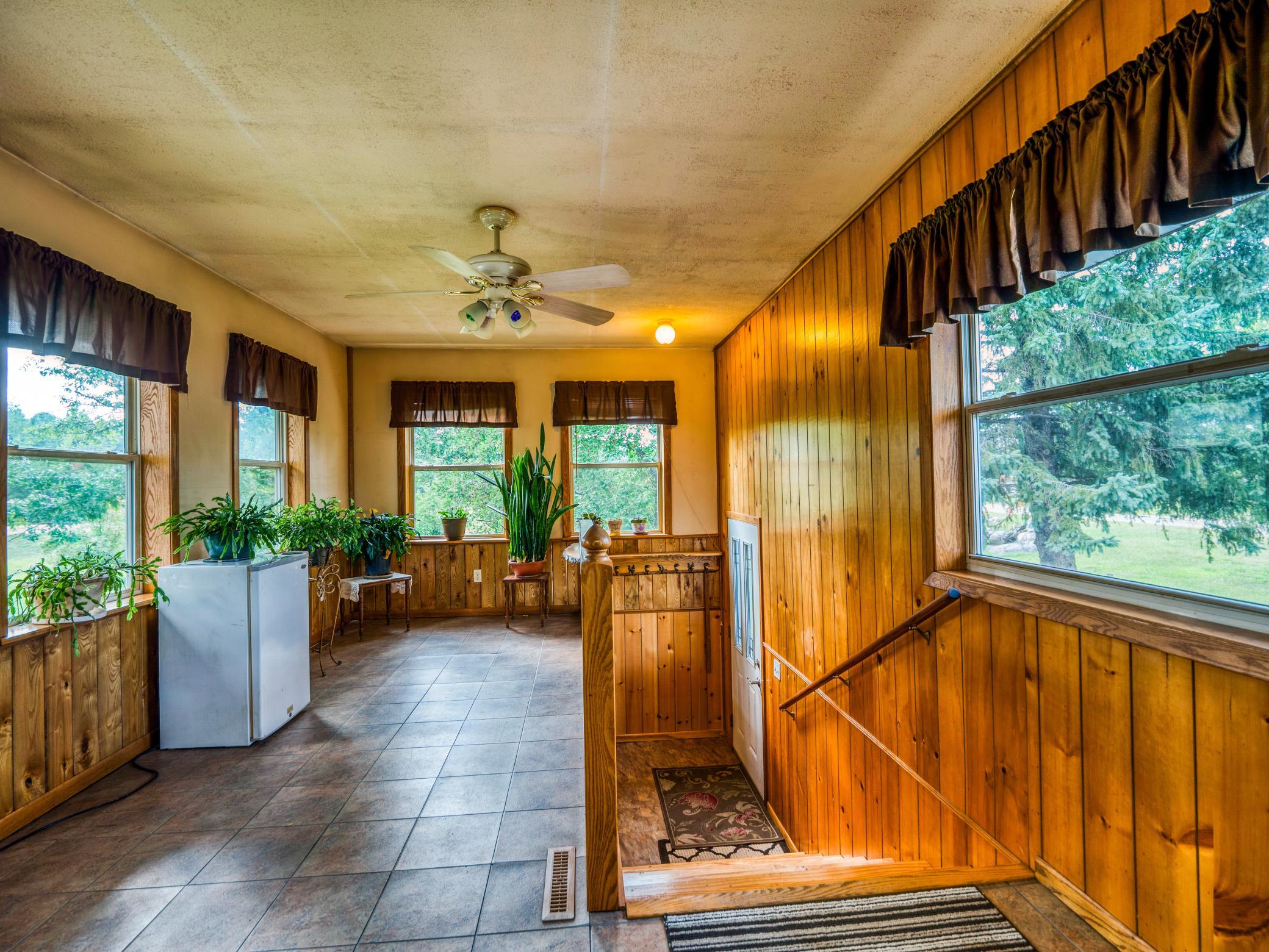 Sun room/entry area