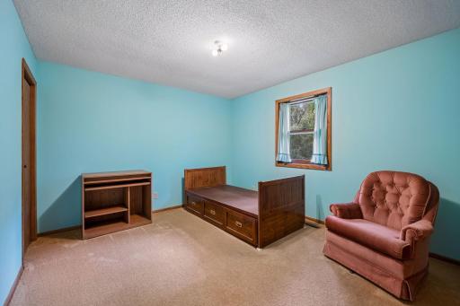 Spacious 2nd Bedroom